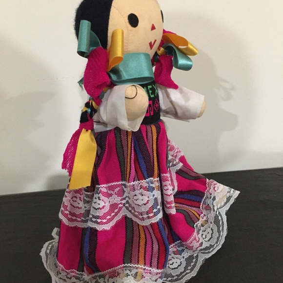 Doll - Picture 3 of 4